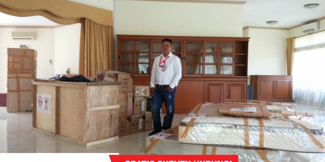 Pindahan Direksi Semen Padang