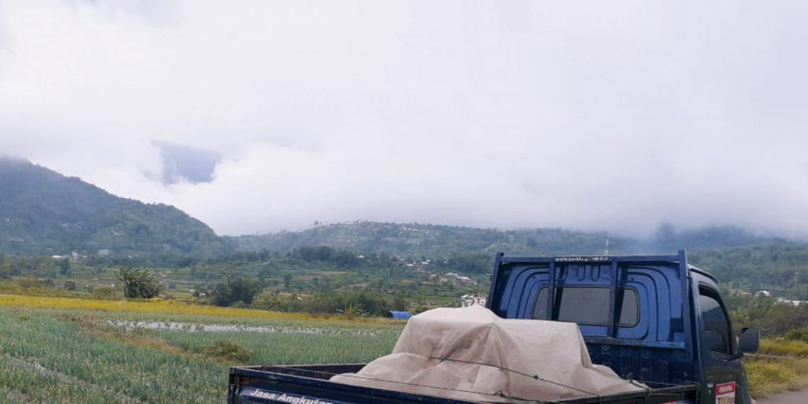 Pesona kaki gunung singgalang